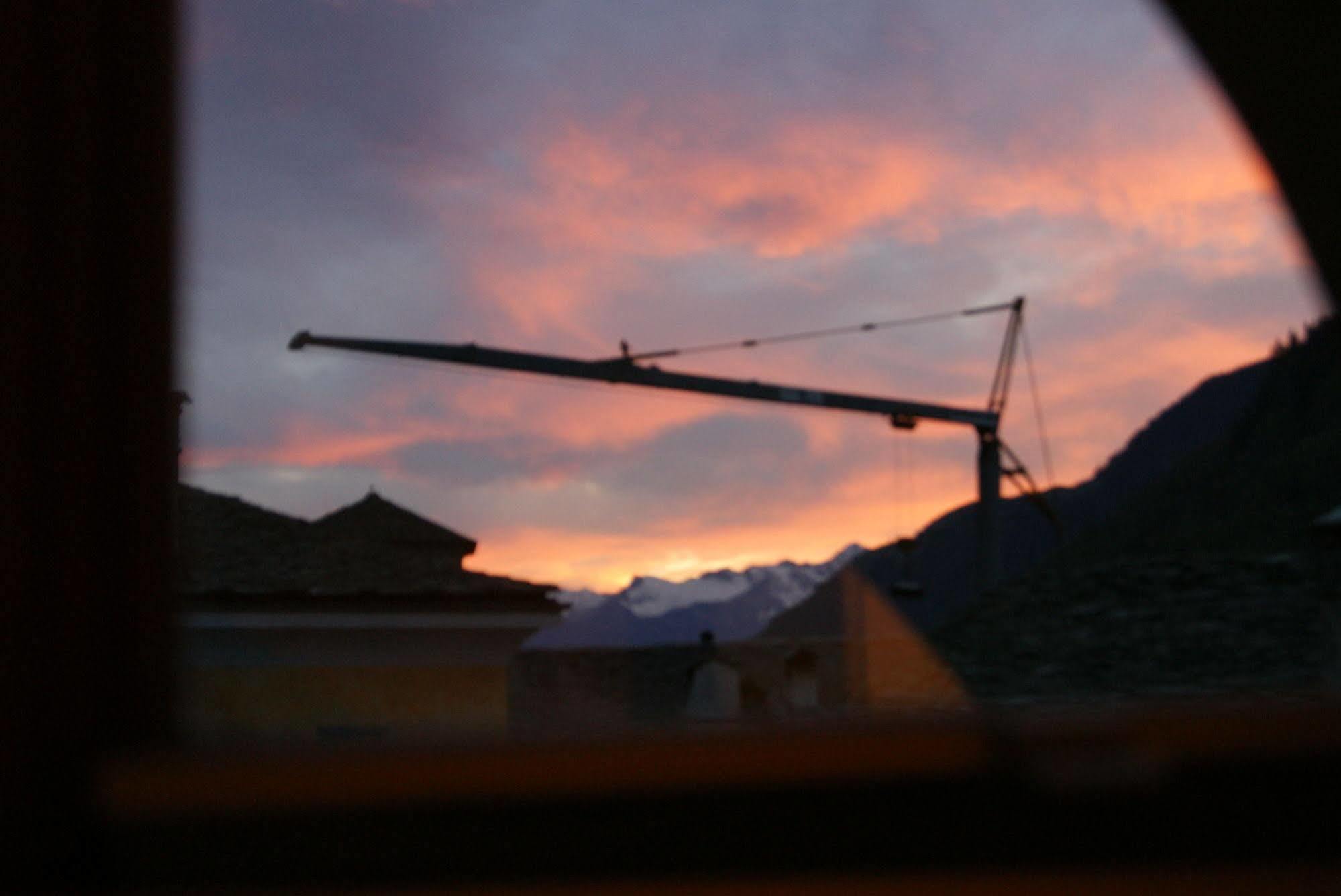 Albergo Piz Cam Vicosoprano Exterior foto